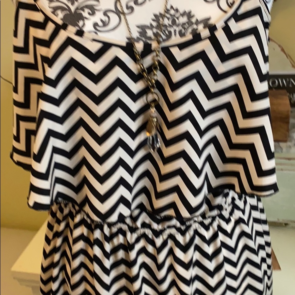 Pink rose nwt dress - Picture 2 of 3